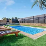 Villa Cobas Con Piscina Y Privada