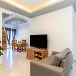 Casa Canely