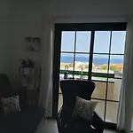 Neu Renoviertes, Huebsches Und Gemuetliches Appartement Mit Balkon Und Meerblick