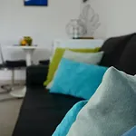 Blue Ocean Corralejo: Sunny Terrace, Pool, Wifi