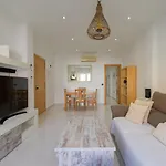 Homeforguest Modern Apartment In The Centre Of Puerto Del Rosario