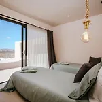 Essea Living Tindaya With Heated Pool