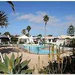 Estrella Del Mar 8. 1 Bedroom Villa With Pool And Gardens 300 Metres From The Beach