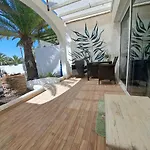 Palm Point