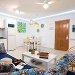 Altavista Apartahotel-Adults Only Over 14