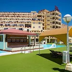 The House Of Nonni Ventura - Beachfront, Ocean View, Wi-Fi, Aircon, Swimming Pool