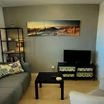 Lovely And Cozy Sea View Apartment Ocean Breeze