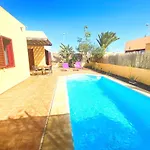 Villa Marlau Con Piscina Privada