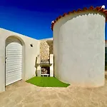 Las Rocas Villa Con Piscina Privada De Piedra, Vista Mar, Jardines, Asadero Y Wifi