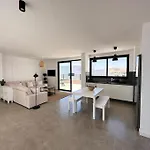 Villa With Views In Lajares