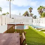 Corralejo Beachside Villa Eter With Private Pool, Bbq & Fast Wifi