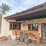 Villa Helda - Private Bedroom In A Shared Villa Of 4 Bedroom