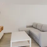 Happy House - Downtown Apartment