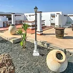 Schoenes Ferienhaus In Antigua Mit Privatem Pool