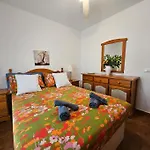 La Casita De Las Lomas