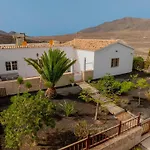Casa Amaya - Spacious House With Pool, Large Garden, Bbq, 2 Terraces, And Ideal Location