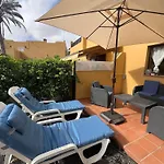 Blu Papagayo