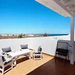 Puerto Lajas, Descanso En La Playa