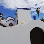 Apartment Located Near The Beach
