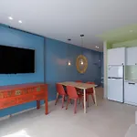 Ocean View 2 Bedrooms Flat Free Parking & Wi-Fi