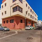 Cozy Apartment In Puerto Del Rosario With Kitchen