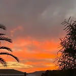 Orange House, Surf&Yoga Lajares