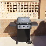 Enjoy House With Large Pool & Jacuzzi