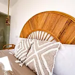 Chakra House Fuerteventura - Affordable Rooms In A Cozy Guesthouse