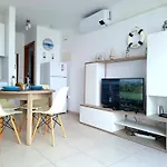 Sunshine Bungalow Sun Beach