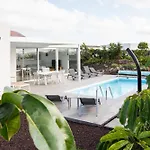 Almara House, Luxury Villa With Heated Pool