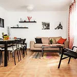 Bhavana Surf House