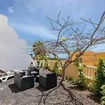 Ampio Luminoso 3 Camere 3 Bagni Giardino Quiete Wi-Fi