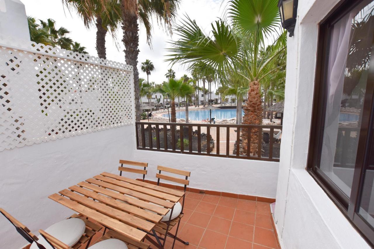 Book Jet - Oasis Pool View Appartamento Corralejo