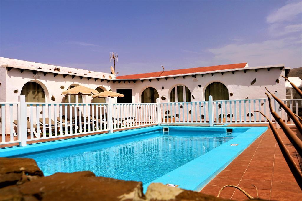 Abraham Villa