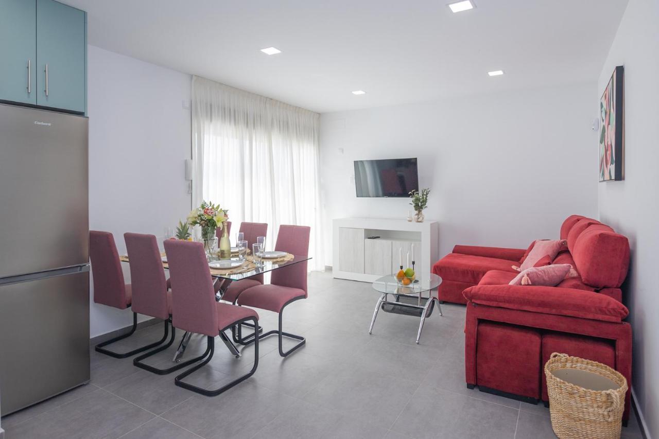 Poris 4 Beachfront By Holidays Apartament *