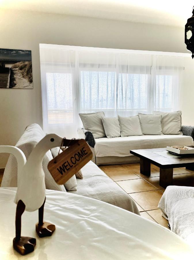 My Ocean !!! Breathtaking Location, Steps To The Ocean, Spacious Sea View, Fully Equipped And Well-furnished With Private Entrance And High-speed Fiber Optic Internet Apartmán *